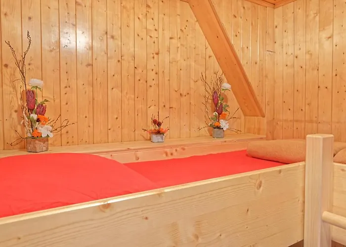 Хостел Petit Velan - Coworking & Coliving Бург-Сен-Пьер